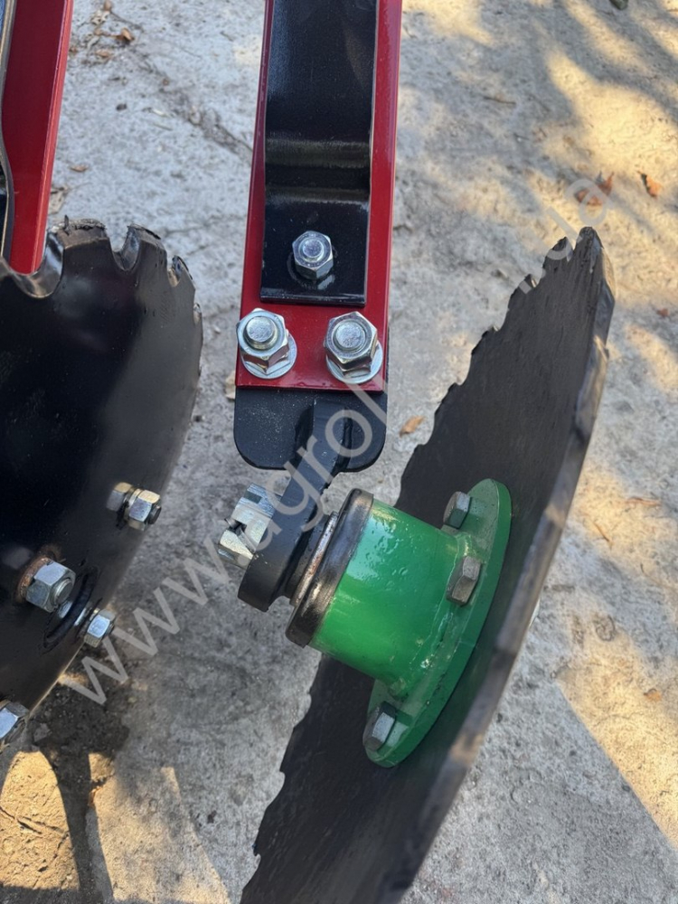    -3.0 ( 470  ) 